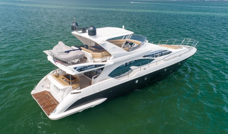 70 Azimut 