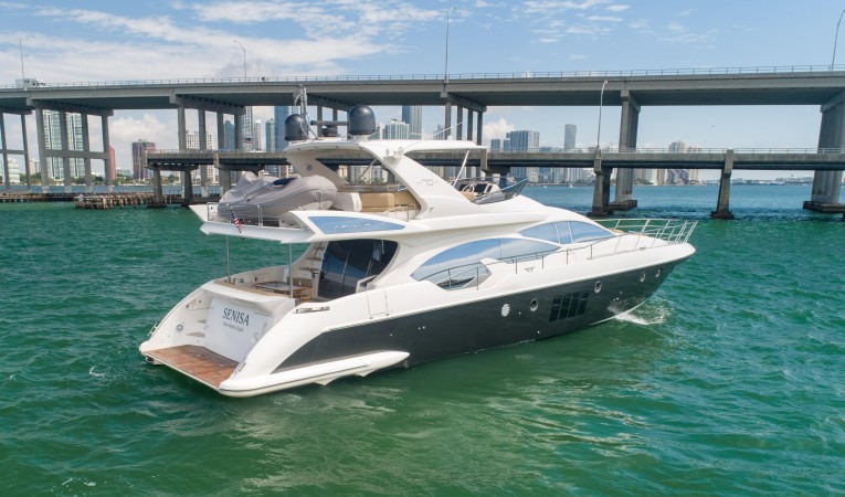 70 Azimut 