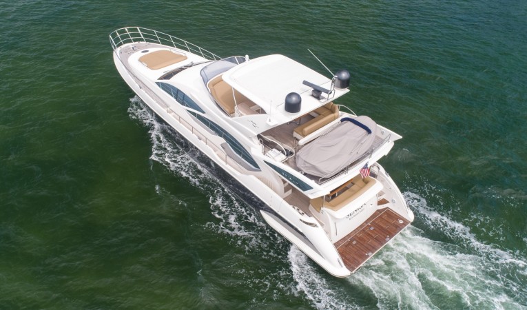 70 Azimut 