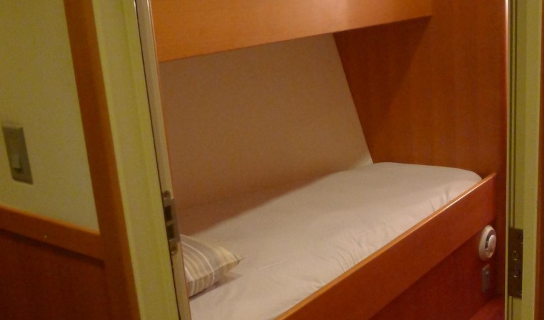 50 Cape Horn Port Guest Cabin