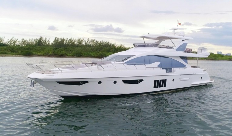 80 Azimut 