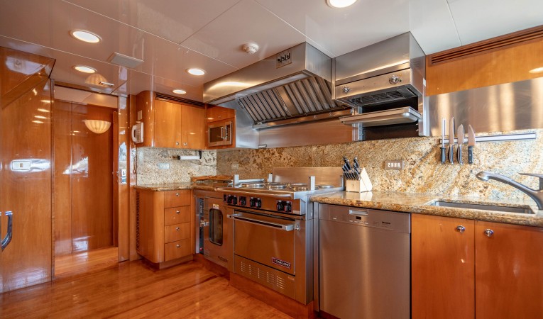 139 Abeking & Rasmussen 