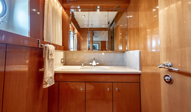 139 Abeking & Rasmussen 