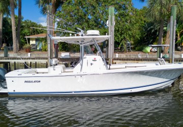 28' Regulator 2011