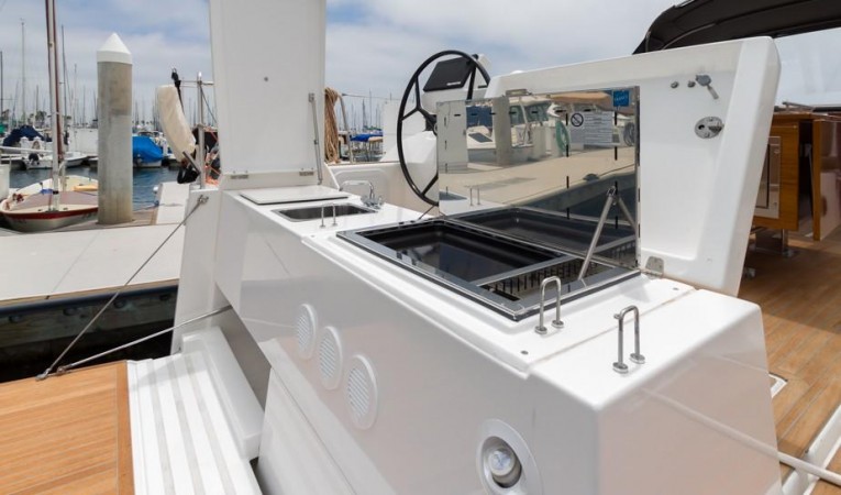 52 Dufour Outdoor Entertainment