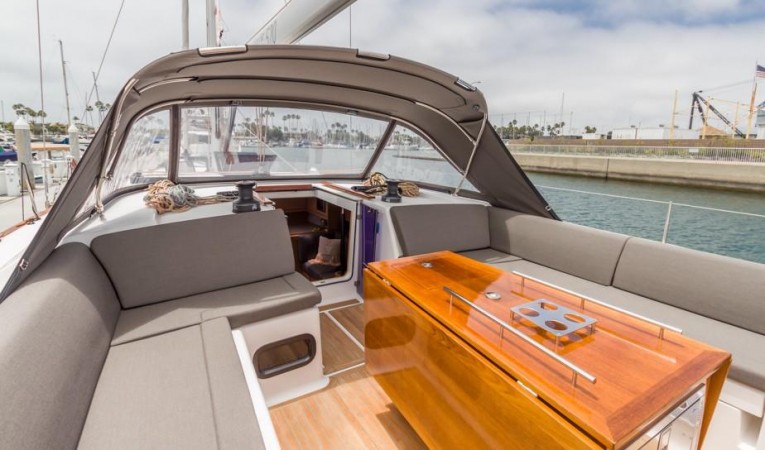 52 Dufour Cockpit Table