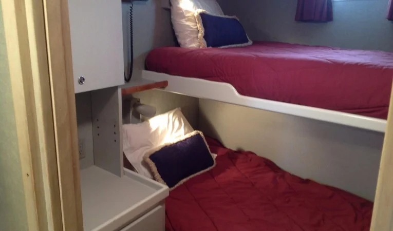 105 Broward PORT CREWS S/ROOM