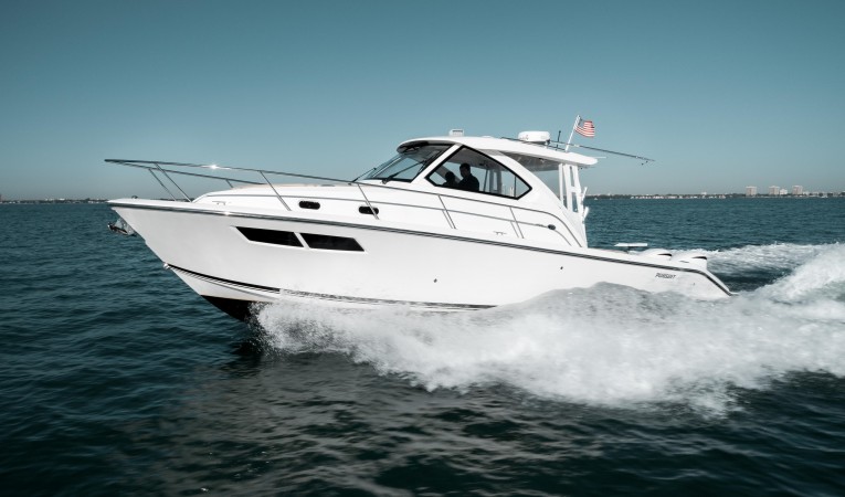 35 Pursuit 