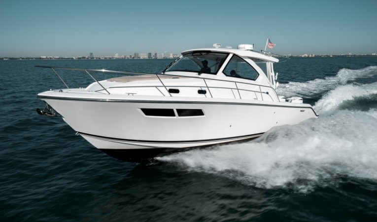 35 Pursuit 