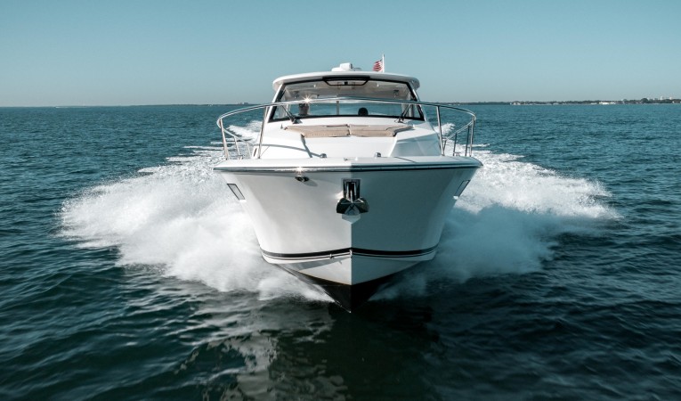 35 Pursuit 