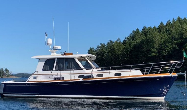 39 Grand Banks 