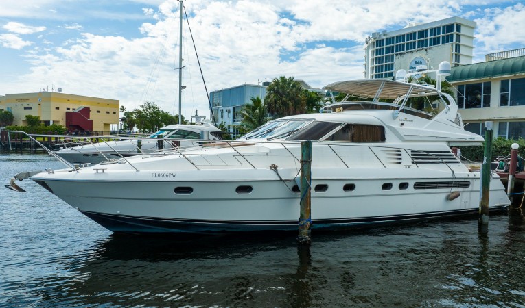65 Fairline 