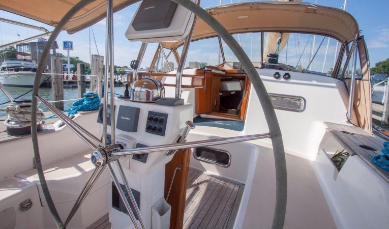 44 Tartan 11 Helm - 3