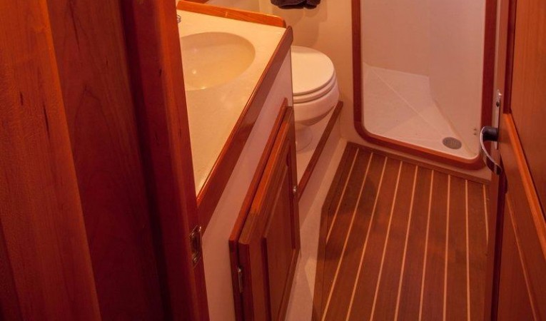 44 Tartan 20 Master head looking aft and to Starboard