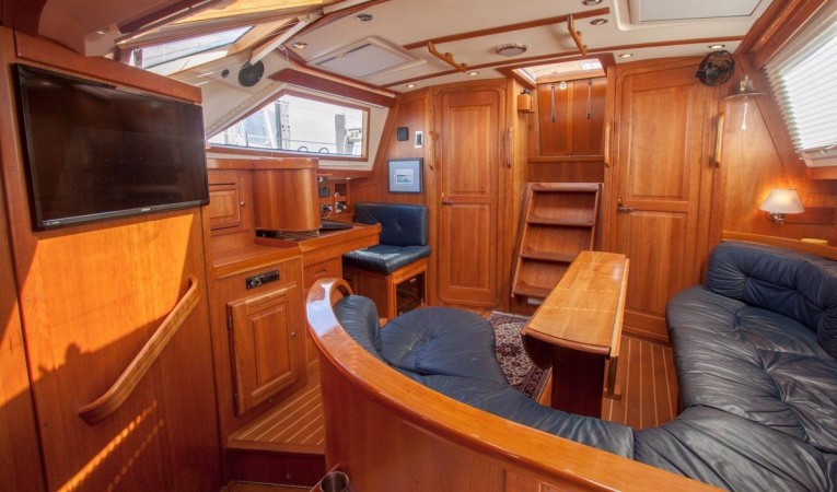44 Tartan 23 Salon looking aft and Starboard