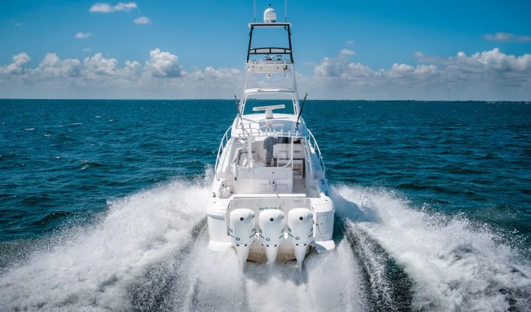 43 Intrepid Aft