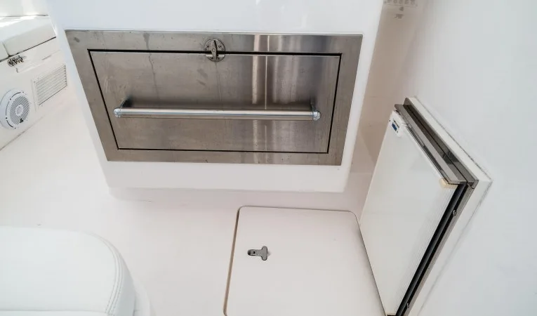 43 Intrepid Isotherm Fridge and Storage with Drain