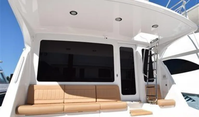 64 Hatteras Mezzanine