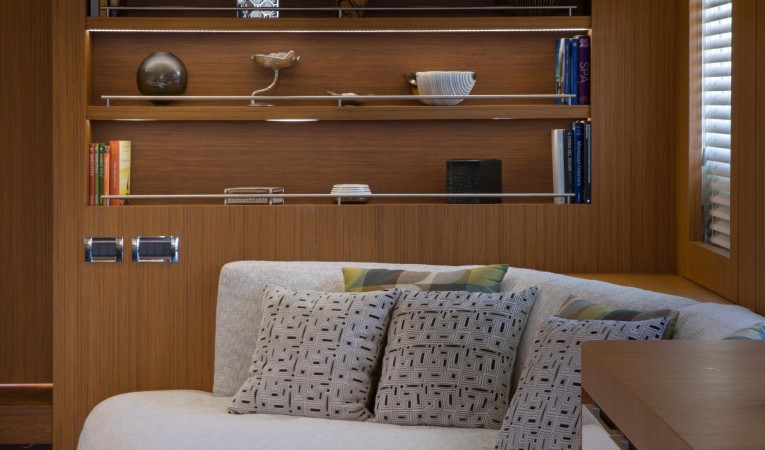 89 Cantiere delle Marche Main Salon