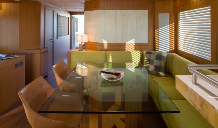 89 Cantiere delle Marche Dining
