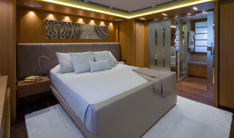 89 Cantiere delle Marche Master Stateroom