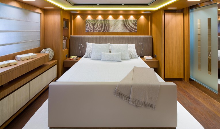 89 Cantiere delle Marche Master Stateroom