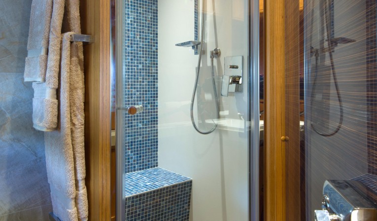 89 Cantiere delle Marche VIP Bath