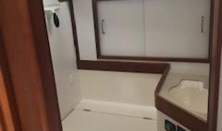 36 Sabre Head Control Panel