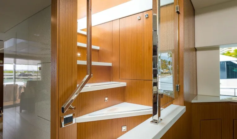 75 Hatteras Internal Bridge Stairs (Optional)