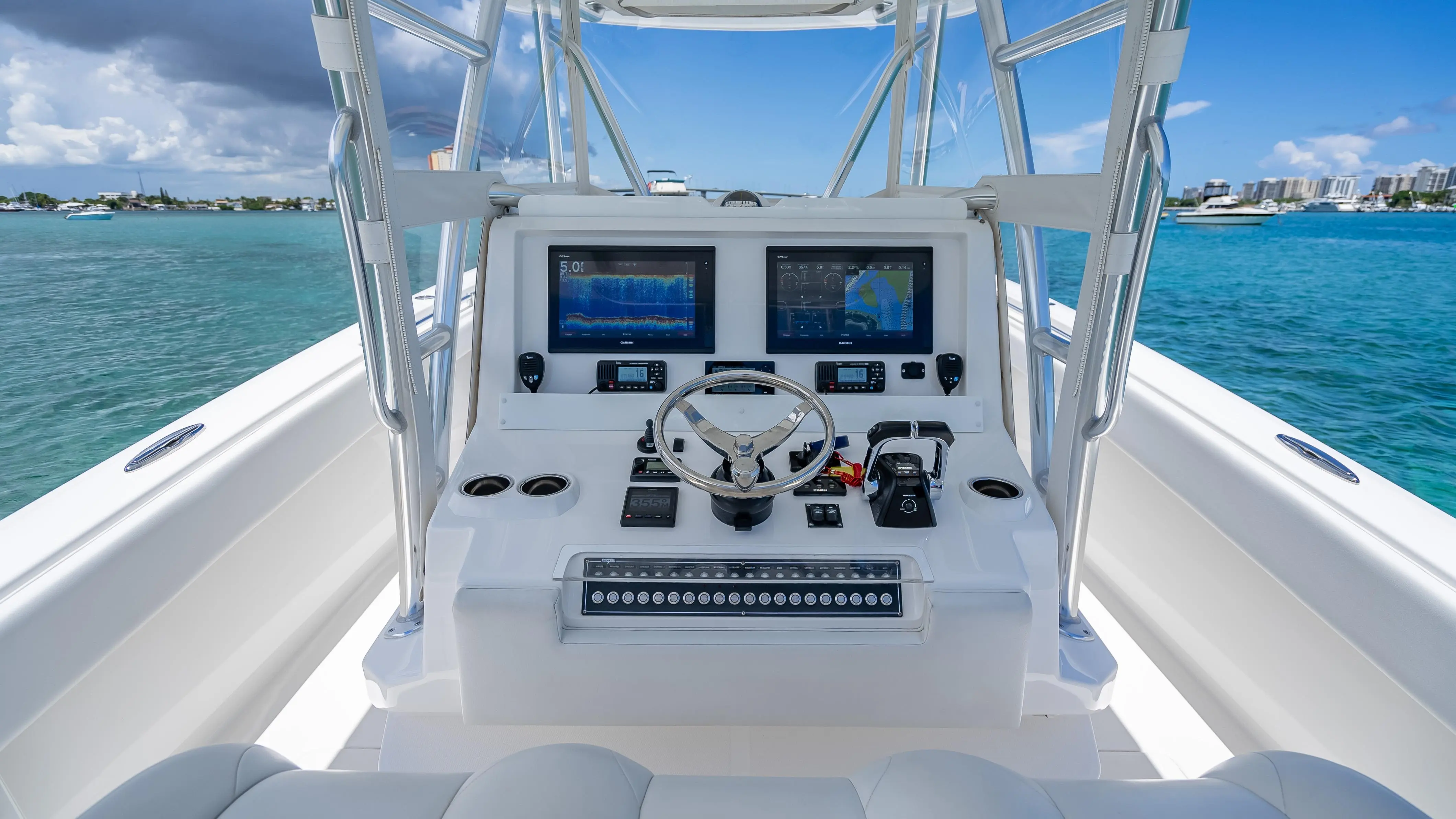 39 Invincible 2018 Singer Island, Florida