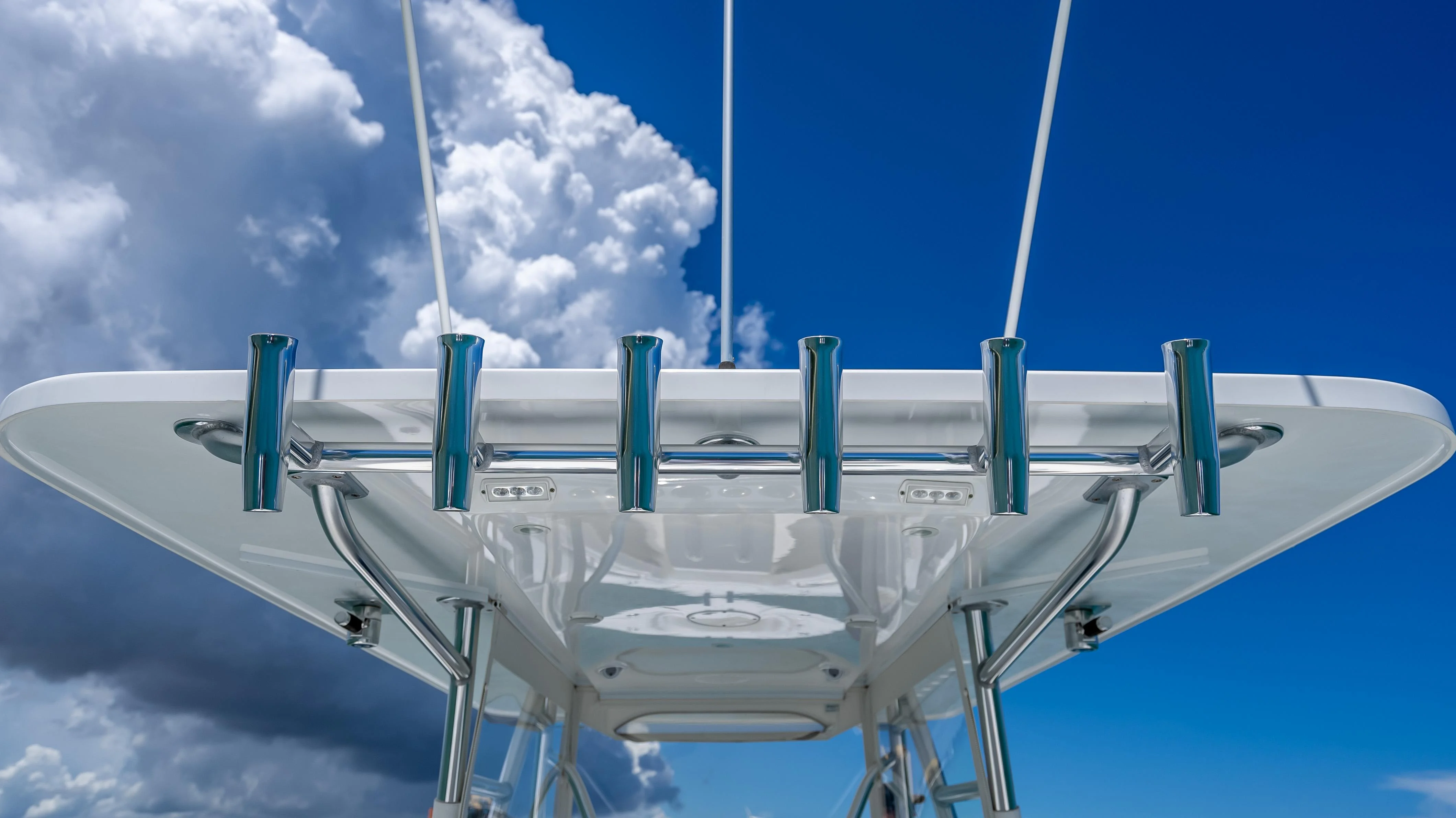 39 Invincible 2018 Singer Island, Florida