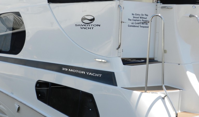 39 Silverton 