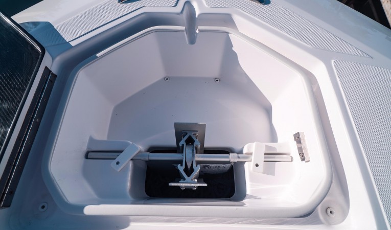 33 SeaHunter Anchor Locker 2