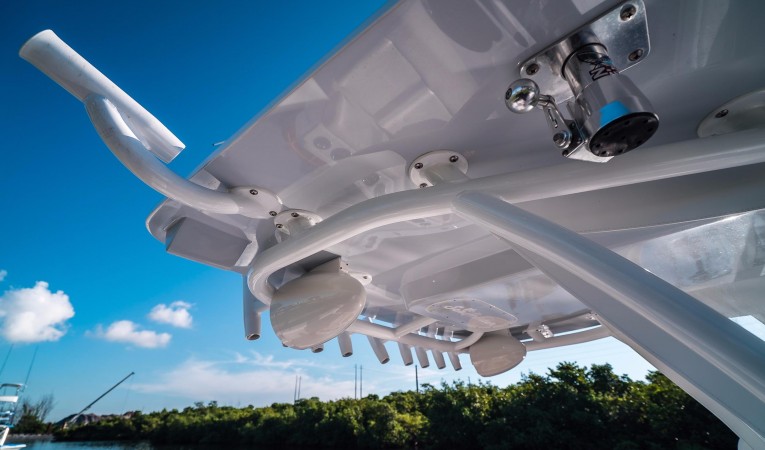 33 SeaHunter Outrigger