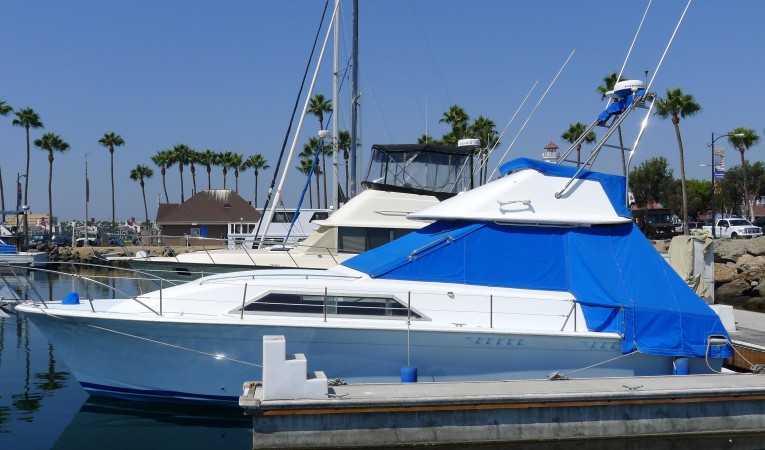 33 American Marine / Grand Banks In the slip port view