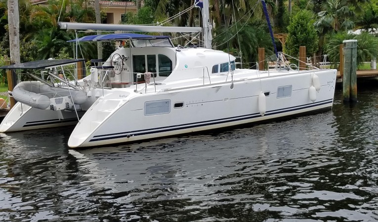 41 Lagoon aft view-2