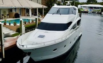 72 Marquis 2009 Queen Mara Coral Gables, Florida Sold on 2020-10