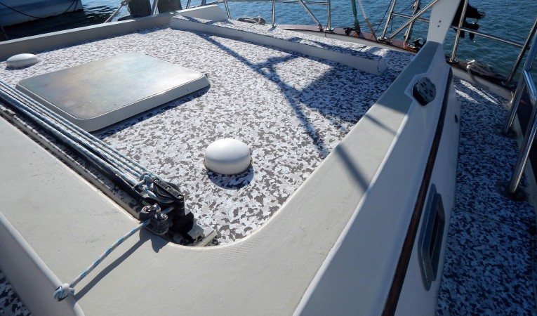 42 Pearson aft deck