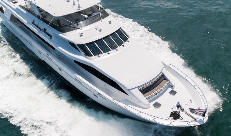 100 Hatteras 