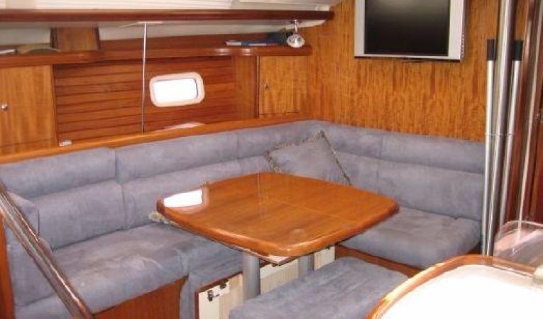 45 Hunter 2006 Hunter 45 Center Cockpit