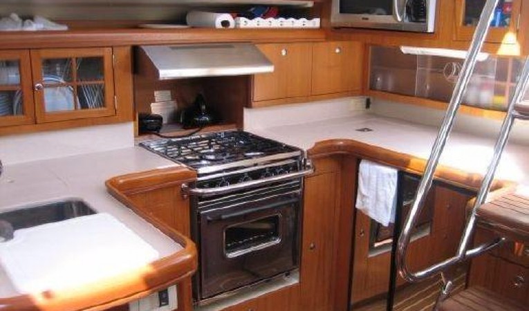 45 Hunter 2006 Hunter 45 Center Cockpit