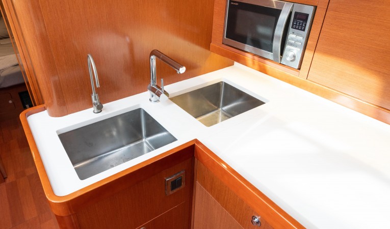 60 Beneteau 
