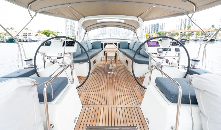 60 Beneteau 