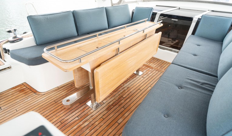 60 Beneteau 