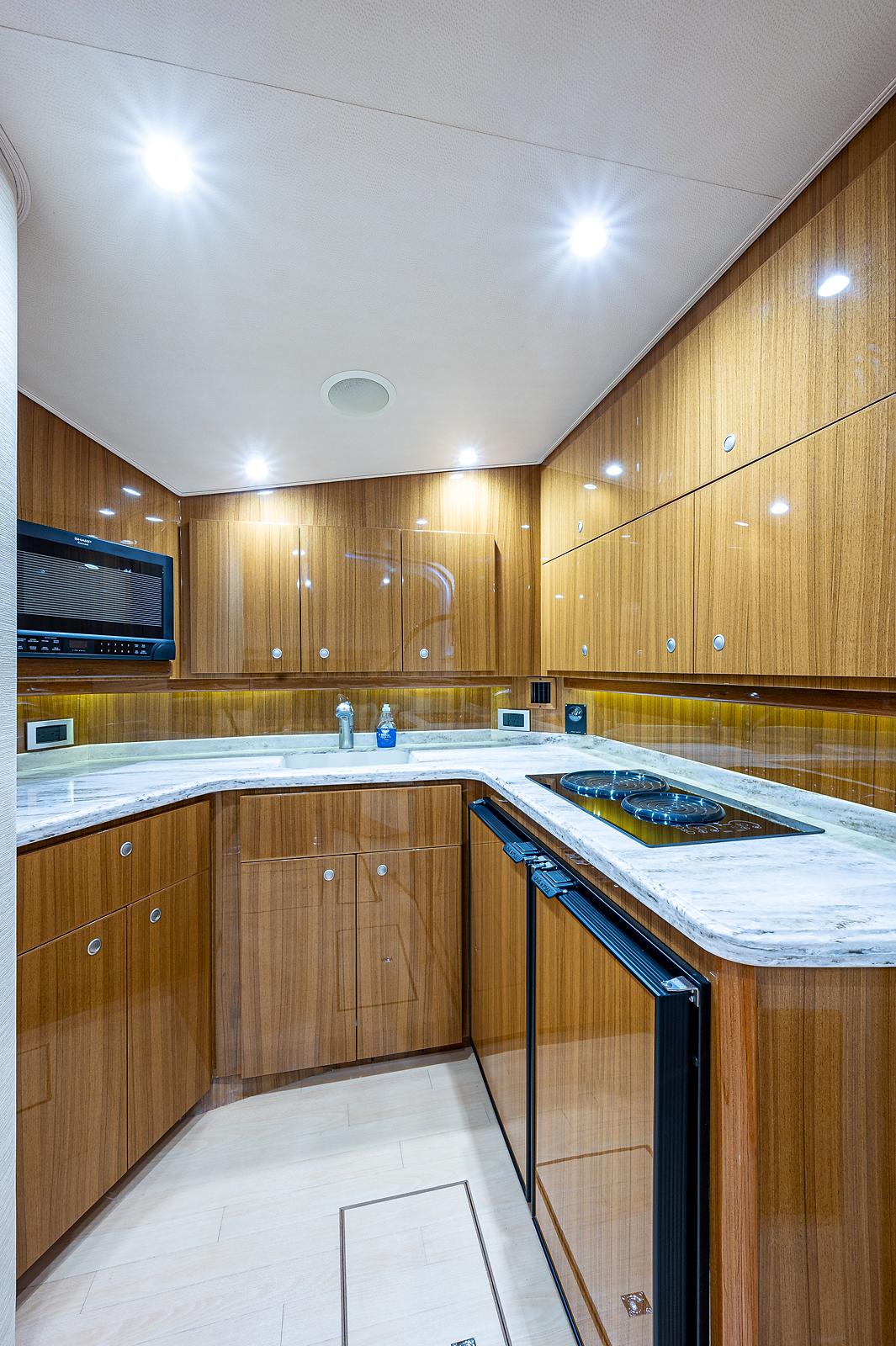 42 Viking 2012 Eagles Nest Jupiter, Florida