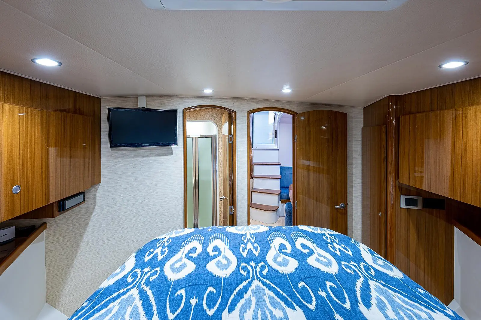 42 Viking 2012 Eagles Nest Jupiter, Florida