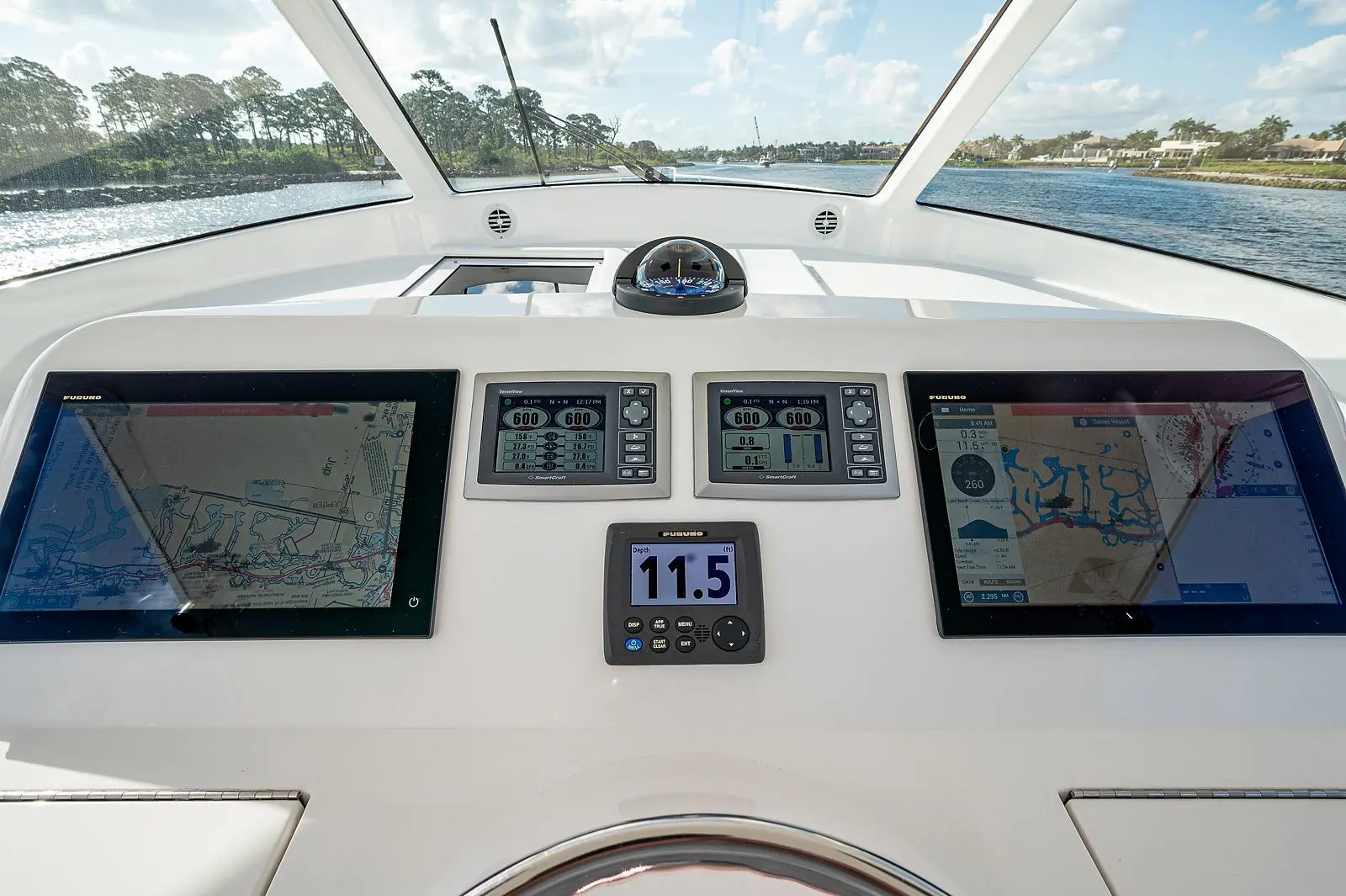 42 Viking 2012 Eagles Nest Jupiter, Florida
