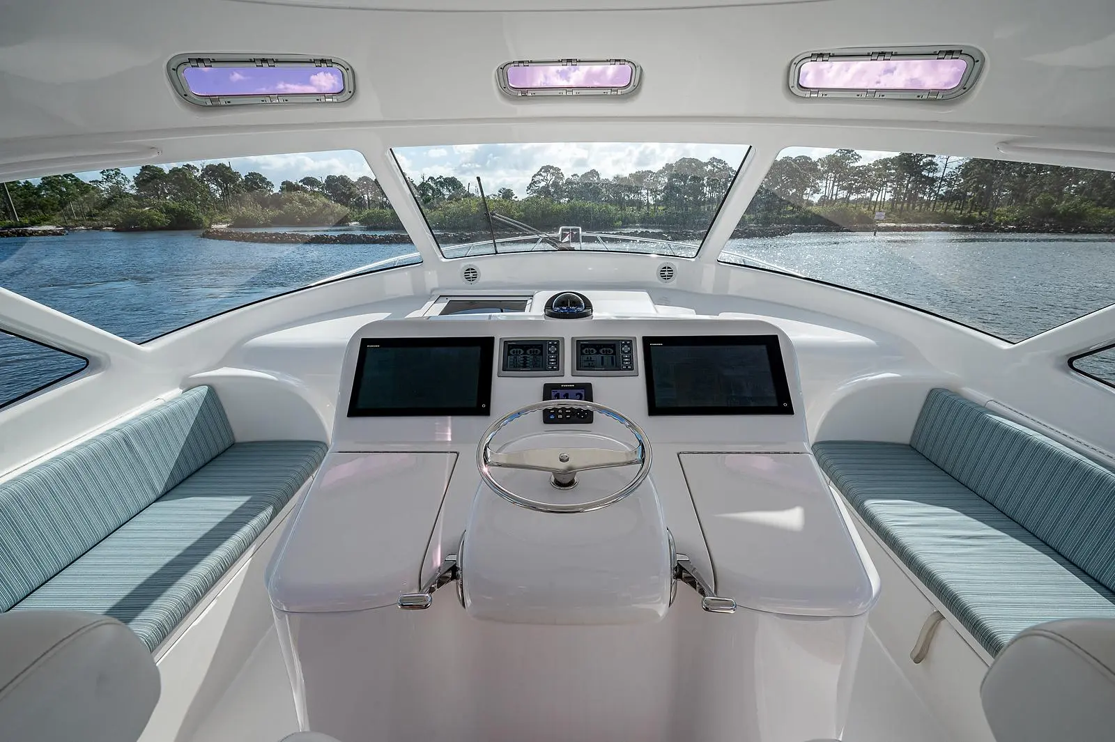 42 Viking 2012 Eagles Nest Jupiter, Florida