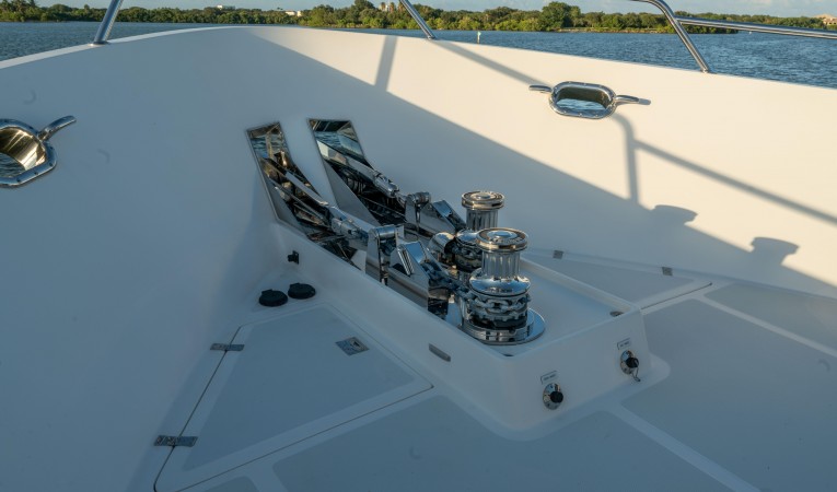 86 Outer Reef Yachts 