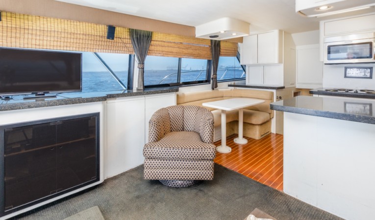 58 Hatteras Dinette